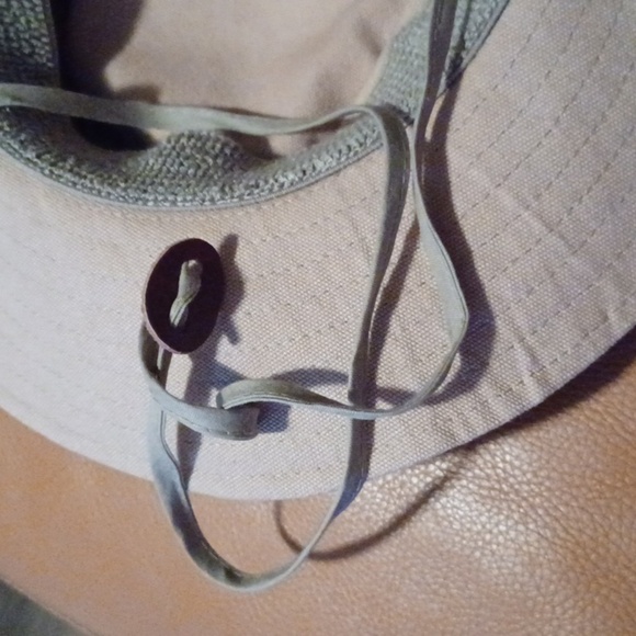 🏍Beige Wide Brim Hat SeaWorld - Picture 8 of 10